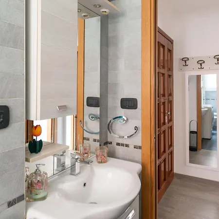 شقة Celestia Terrazza Canal View البندقية